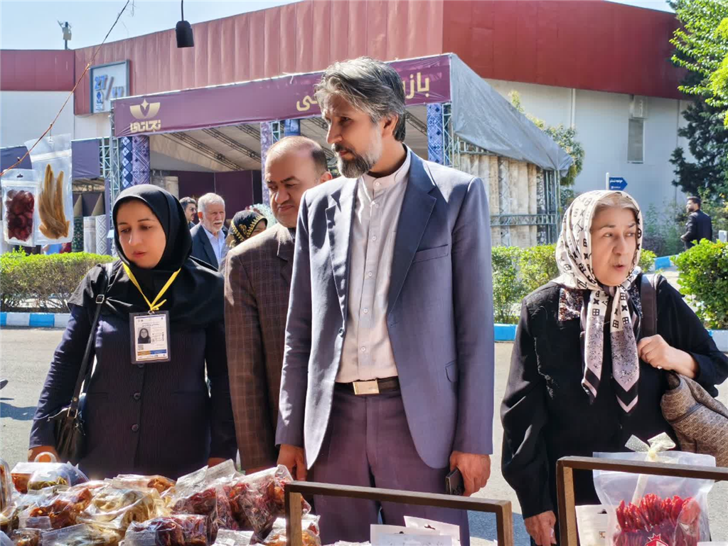 توسعه فرصت‌های فروش، زمینه‌ساز حمایت از زنان كارآفرین روستایی است