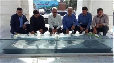 میثاق با آرمان‌های سرخ شهیدان ؛ شركت ریاست و كاركنان مركز آموزش رسول اكرم (ص) دامغان در مراسم غبار روبی مزار شهدای شهرستان دامغان همزمان با آغاز هفته دولت
